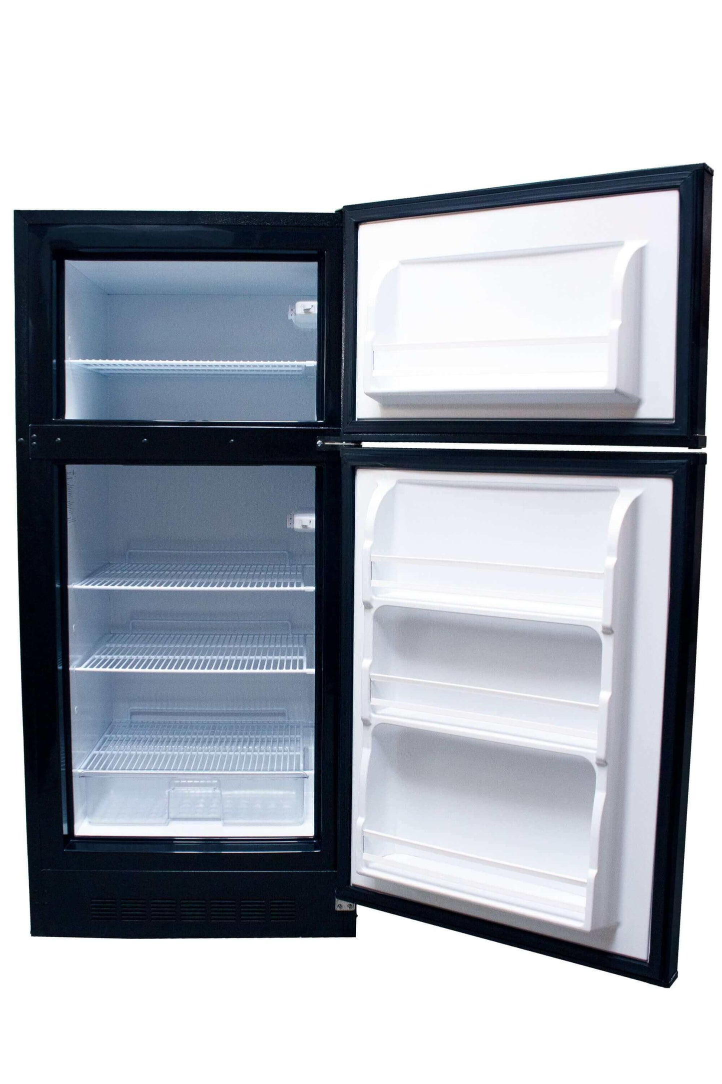 SunStar 16CU Solar/DC Refrigerator - Black ST-16R-B
